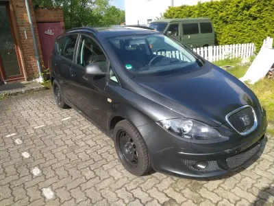 Używany Seat Altea XL Comfort 102 KM (75 kW) 2008 Szary Minivan