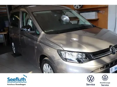 Neu VW Caddy Life 116 PS (85 kW) 2026 Beige Van / Kleinbus
