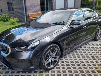 Gebraucht BMW i5 250 kW (340 PS) 2024 Sophistograu brillianteffekt Limousine