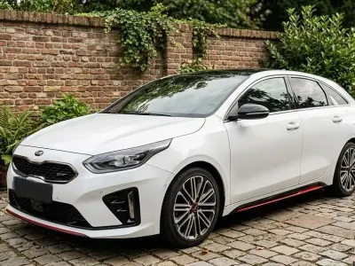 Usata Kia ProCeed GT 204 CV (150 kW) 2019 Bianco Station wagon