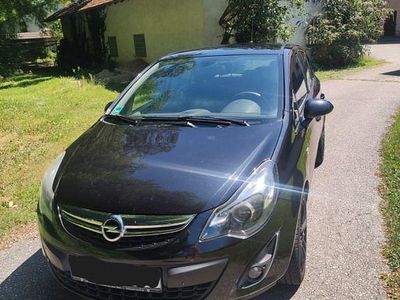 Gebraucht Opel Corsa Innovation 101 PS (74 kW) 2013 Schwarz Kleinwagen