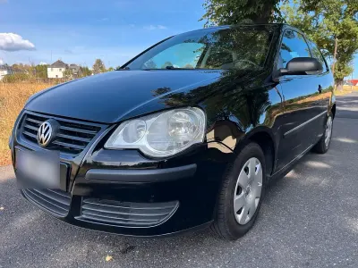 Gebraucht VW Polo 60 PS (44 kW) 2008 Schwarz Kleinwagen
