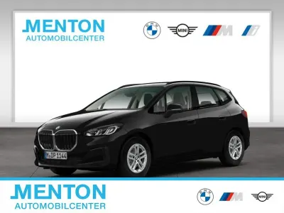 Neu BMW 218 Performance 136 PS (100 kW) 2026 Schwarz Van / Kleinbus