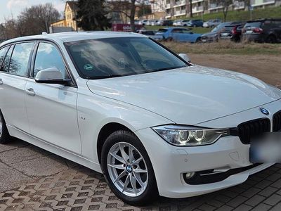 Gebraucht BMW 318 150 PS (110 kW) 2013 Weiß Kombi