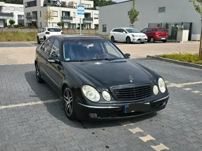 Gebraucht Mercedes E320 224 PS (164 kW) 2002 Schwarz Limousine
