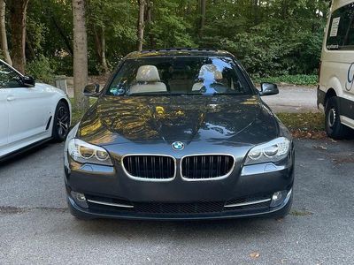Gebraucht BMW 528 Performance 258 PS (189 kW) 2010 Grau Limousine