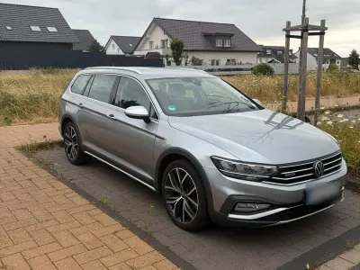 Gebraucht VW Passat Alltrack 200 PS (147 kW) 2021 Silber Kombi
