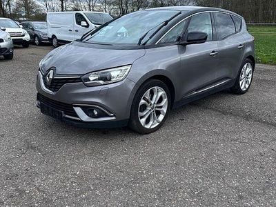 Usado Renault Scénic IV Experience 110 HP (80 kW) 2017 Preto Monovolume