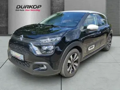 Gebraucht Citroën C3 83 PS (61 kW) 2024 Lackierung schwarz perla nera/me (metallic) Limousine
