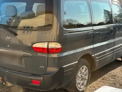 Gebraucht Hyundai H-1 140 PS (102 kW) 2007 Grau Van / Kleinbus