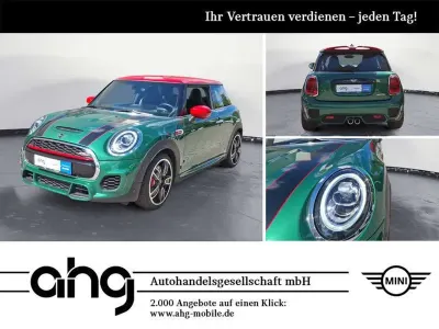 Gebraucht Mini John Cooper Works Sport 231 PS (169 kW) 2020 British racing green meta Kleinwagen