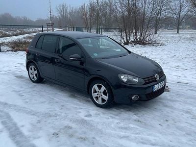 Gebraucht VW Golf VI 122 PS (89 kW) 2010 Schwarz Kleinwagen