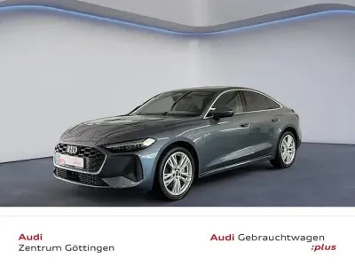 Gebraucht Audi A5 Sport 204 PS (150 kW) 2025 Blau Limousine