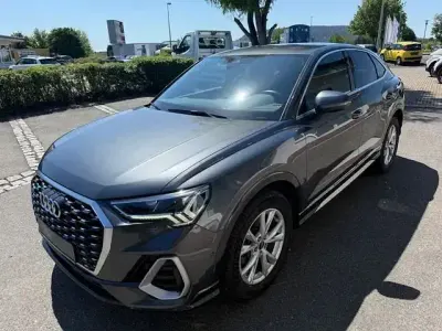 Gebraucht Audi Q3 Sportback S-Line 245 PS (180 kW) 2021 Grau SUV
