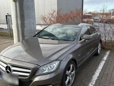Używany Mercedes CLS350 265 KM (194 kW) 2012 Beżowy Coupe
