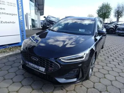 Gebraucht Ford Focus ST 280 PS (205 kW) 2025 Obsidianschwarz metallic Kombi