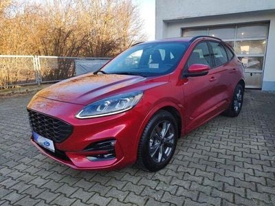 Lucidrot metallic (metallic) Gebraucht 2024 Ford Kuga ST-Line SUV | 26.980 € (Guter Preis)