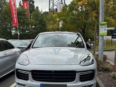 Porsche Cayenne GTS