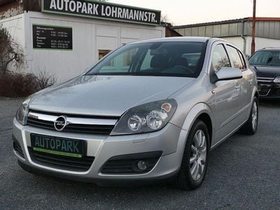 Silber Gebraucht 2006 Opel Astra Edition Limousine | 3.390 € (Etwas zu teuer)