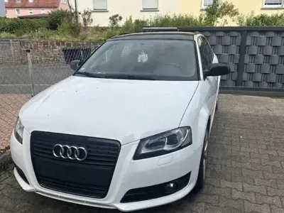 Gebraucht Audi A3 S-Line 160 PS (117 kW) 2010 Weiß Kleinwagen