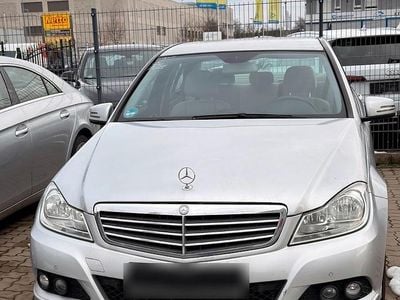 Gebraucht Mercedes C180 156 PS (114 kW) 2012 Silber Limousine