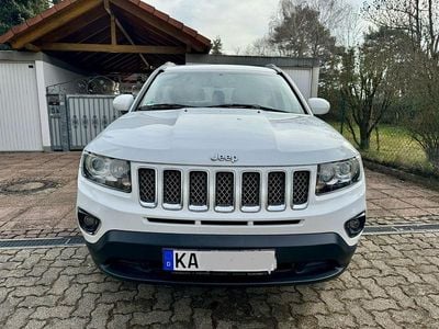Weiß Gebraucht 2014 Jeep Compass SUV | 8.900 € (Etwas zu teuer)
