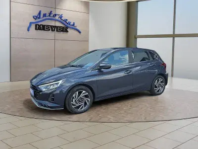 Neu Hyundai i20 90 PS (66 kW) 2026 Aurora grey Kleinwagen