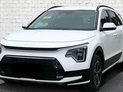 Second-hand Kia Niro Vision 129 CP (94 kW) 2025 Alb SUV