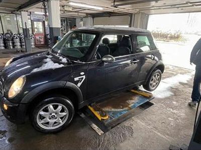 Second-hand Mini ONE 90 CP (66 kW) 2007 Negru Hatchback