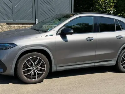 Gebraucht Mercedes EQA250 AMG 139 kW (190 PS) 2021 Grau SUV