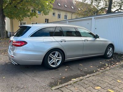 Mercedes E220