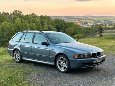 BMW 525