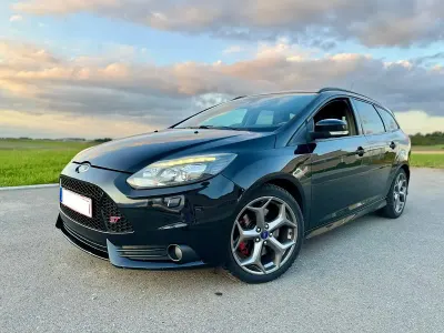 Gebraucht Ford Focus ST 250 PS (183 kW) 2014 Schwarz Kombi