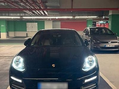 Second-hand Porsche Panamera 4 310 CP (228 kW) 2014 Negru Berlinǎ