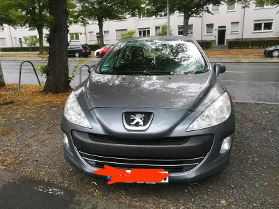 Gebraucht Peugeot 308 101 PS (74 kW) 2010 Grau Kleinwagen