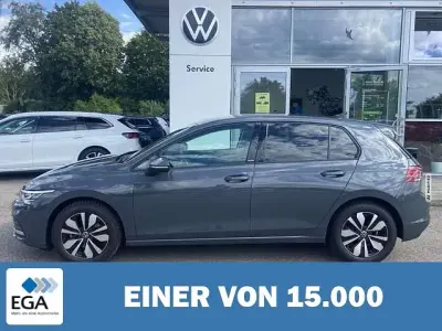Gebraucht VW Golf VIII Active 150 PS (110 kW) 2023 Grau metallic