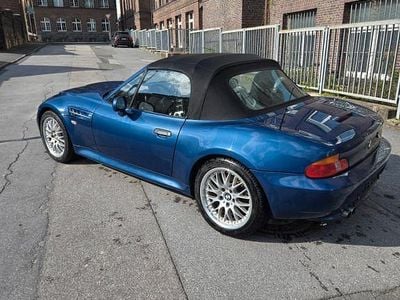 Second-hand BMW Z3 Sport Line 150 CP (110 kW) 2000 Albastru Cabrio