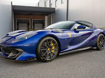 Gebraucht Ferrari 812 829 PS (609 kW) 2024 Blau