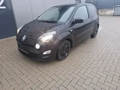 Używany Renault Twingo Dynamique 75 KM (55 kW) 2013 Czarny Hatchback