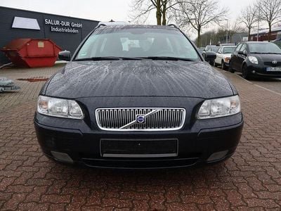 Gebraucht Volvo V70 Momentum 163 PS (119 kW) 2005 Blau Kombi