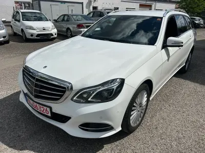 Gebraucht Mercedes E300 231 PS (169 kW) 2015 Weiß Kombi