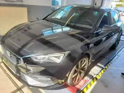 Gebraucht Seat Leon FR 190 PS (139 kW) 2022 Midnight black (metallic) Limousine
