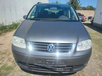Gebraucht VW Touran Trendline 105 PS (77 kW) 2004 Grau Van / Kleinbus