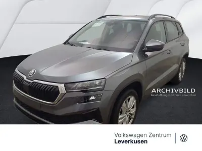 Gebraucht Skoda Karoq Selection 150 PS (110 kW) 2025 Grau SUV