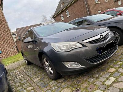 gebraucht Opel Astra 1.7 CDTI DPF Sports Tourer Selection