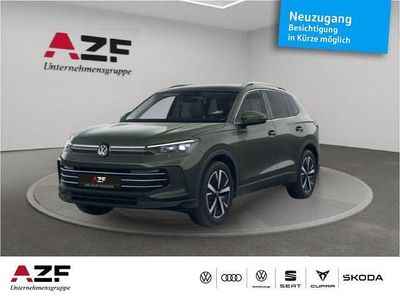 Neu VW Tiguan Elegance 193 PS (141 kW) 2026 Cipressinogrün metallic SUV
