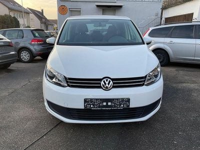 Gebraucht VW Touran Trendline 105 PS (77 kW) 2015 Weiß Van / Kleinbus