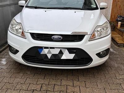 Gebraucht Ford Focus 101 PS (74 kW) 2010 Weiß Coupé
