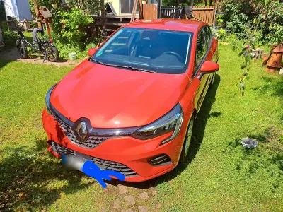 Gebraucht Renault Clio 60 PS (44 kW) 2021 Rot Kleinwagen