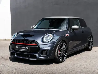 Gebraucht Mini John Cooper Works 231 PS (169 kW) 2020 Grau Kleinwagen